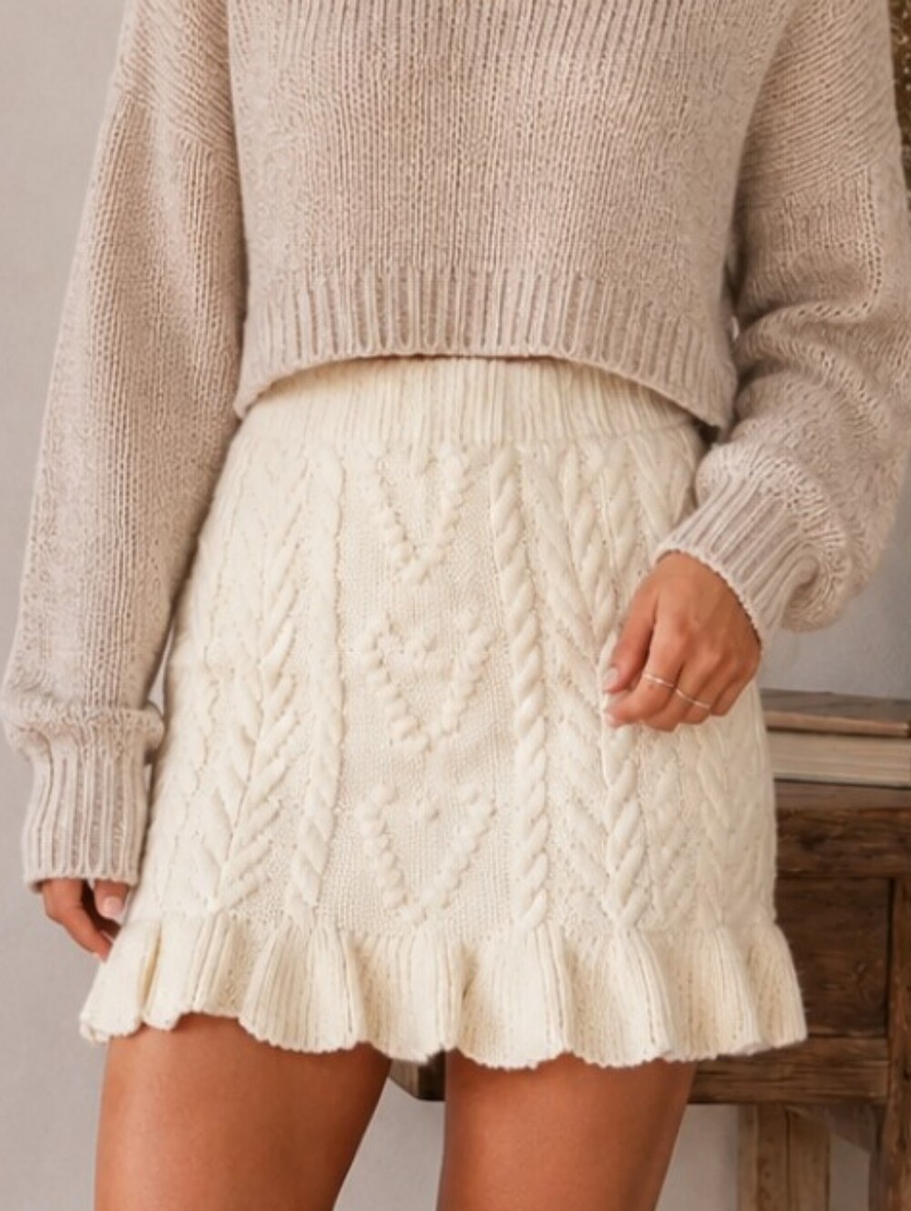 Francesca's Collections Cream Cable Knit Ruffle Mini Skirt Lined Cozy EUC